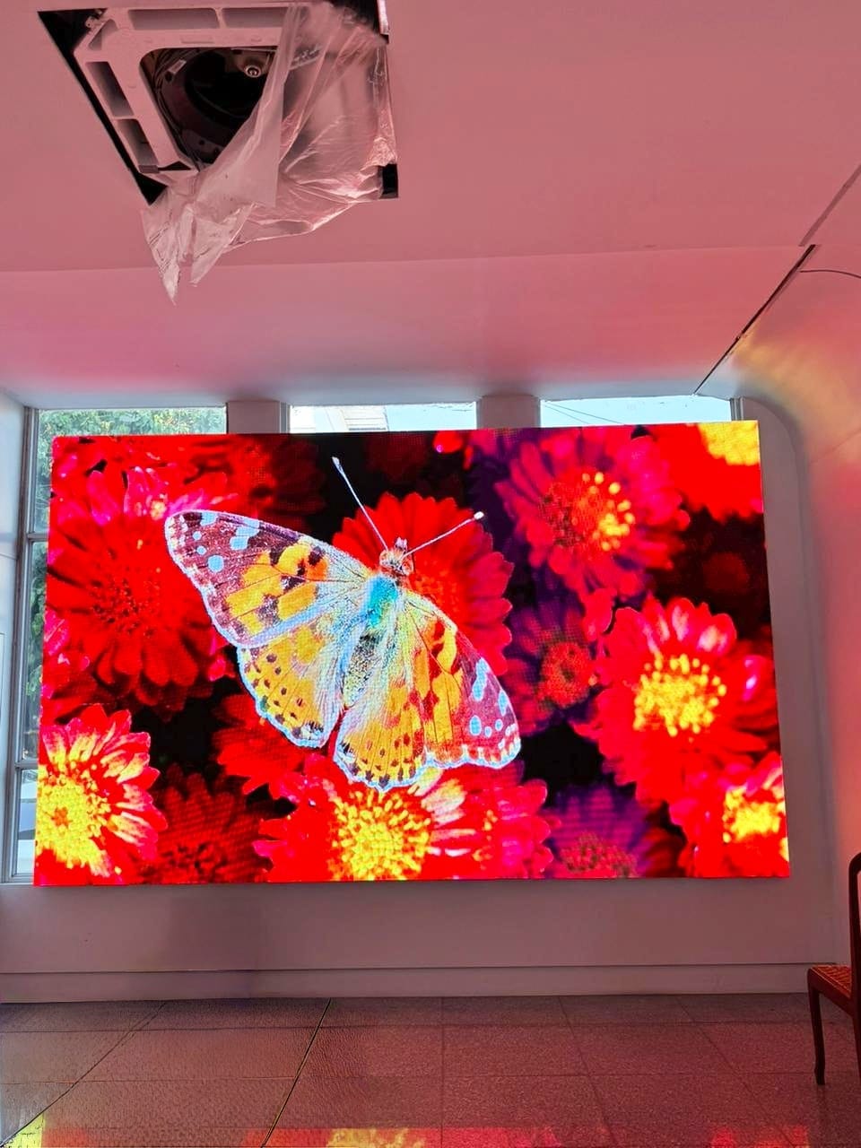 Ministry of Industry and Commerce — Indoor P3 fine-pitch LED wall, Vientiane.